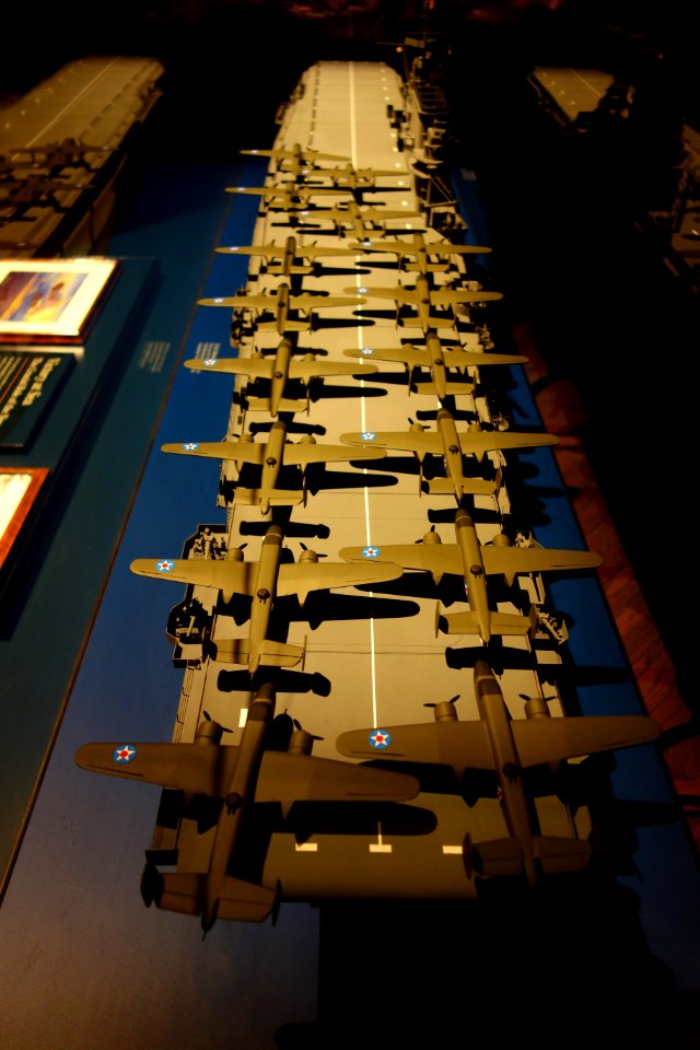 Model of USS Hornet (CV-8) with B-25 Mitchell bombers on deck, preparing for Tokyo raid, 1942 - Wisconsin Veterans Museum - DSC03063
