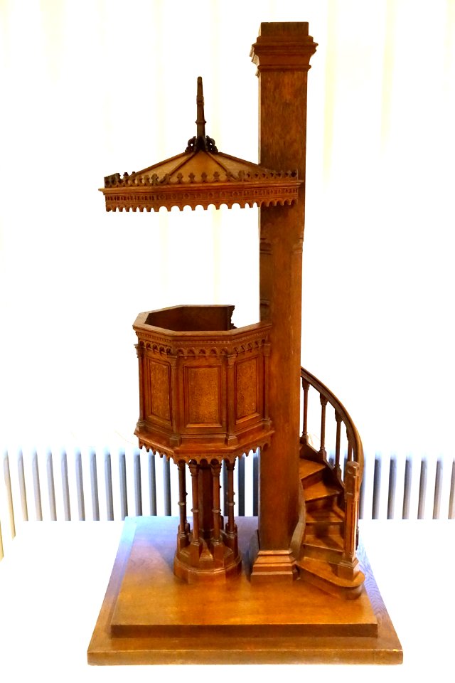 Model pulpit, Wilhelm Löhr, c. 1860, oak - Braunschweigisches Landesmuseum - DSC04770