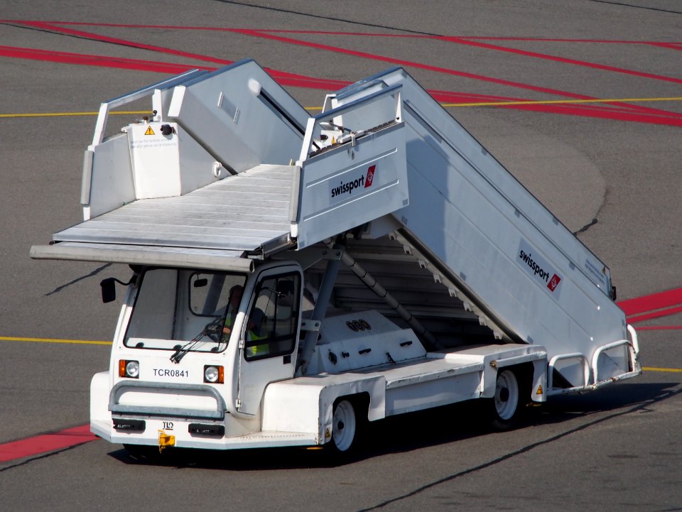 Mobile stairs, Amsterdam Airport pic1
