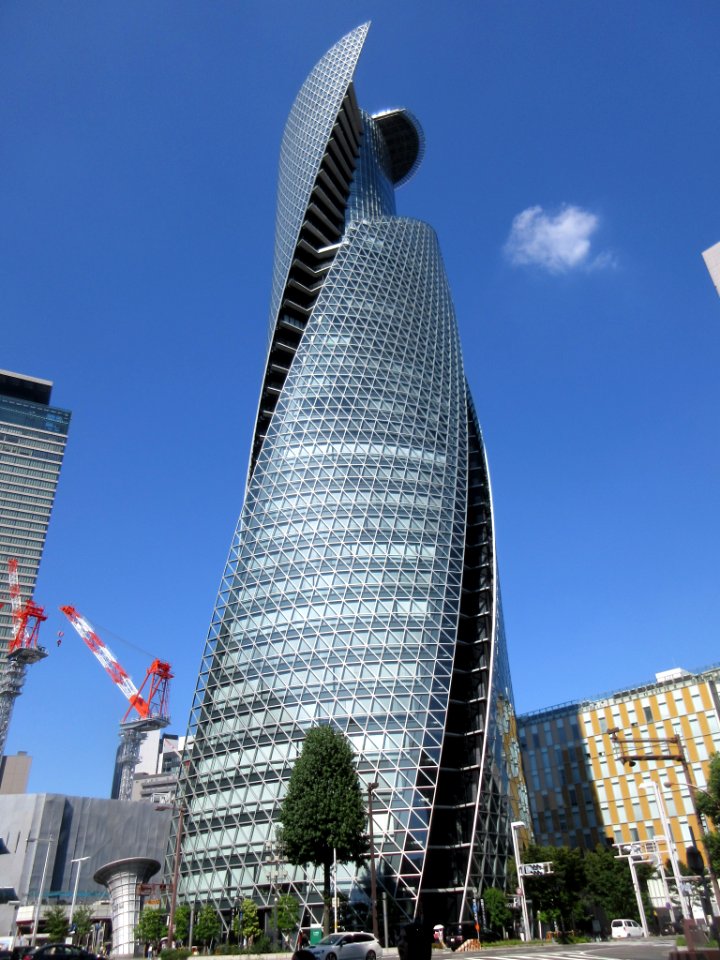 Mode-Gakuen-Spiral-Towers-1
