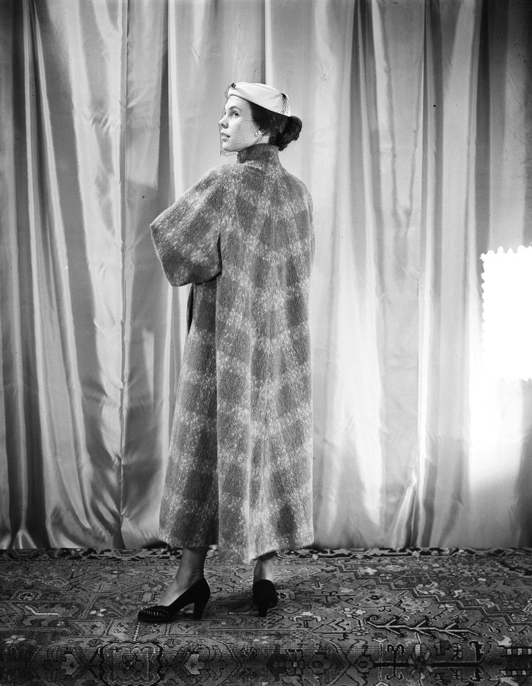 Modeshow N. V. Berghuis Amsterdam, Bestanddeelnr 905-5828