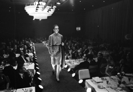 Mode, modeshows, Bestanddeelnr 919-6287