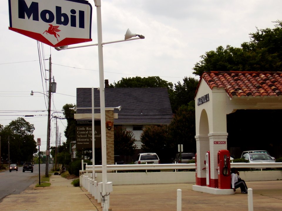 MobilGasStationLittleRockHS