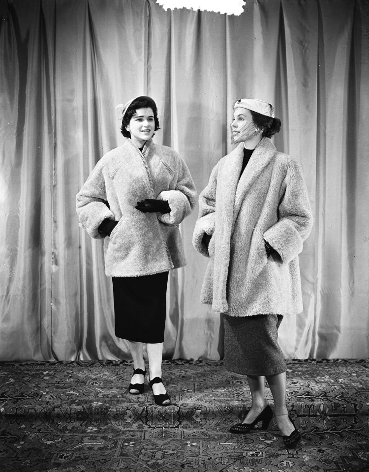 Modeshow N. V. Berghuis Amsterdam, Bestanddeelnr 905-5823
