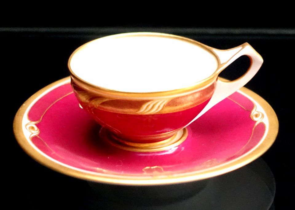 Mocha cup, designed by Adolf Flad, made by KPM Berlin, 1902, porcelain, 2 of 6 - Bröhan Museum, Berlin - DSC04095