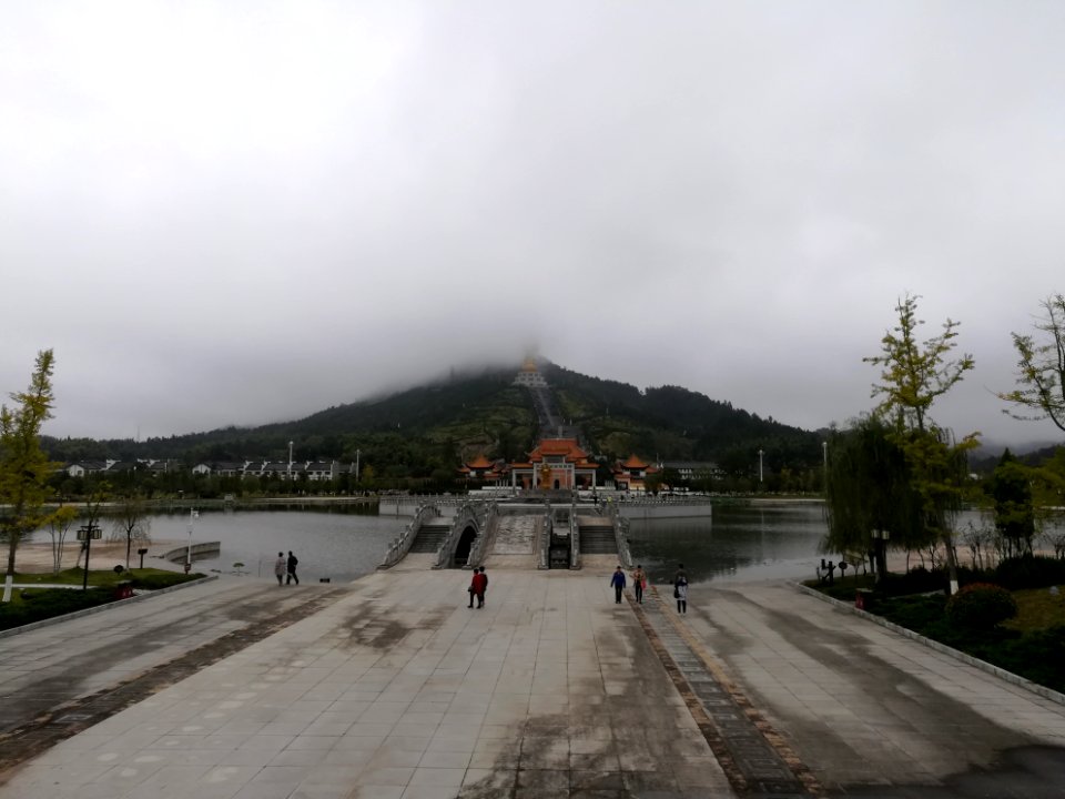 Miyin Temple, distant view, picture2