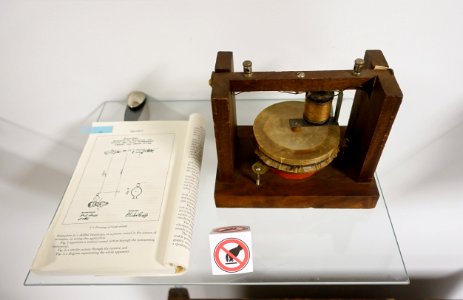Model of Alexander Graham Bell's first telephone, with Elisha Gray caveat - Telephone Museum - Waltham, Massachusetts - DSC08120