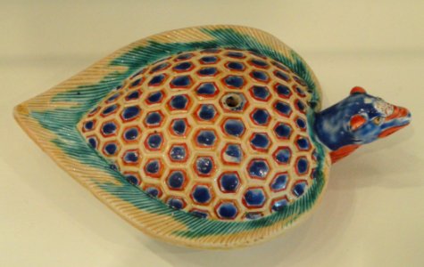 Model of a Tortoise, c. 1660-1670, Arita, hard-paste porcelain with overglaze enamels - Gardiner Museum, Toronto - DSC00454