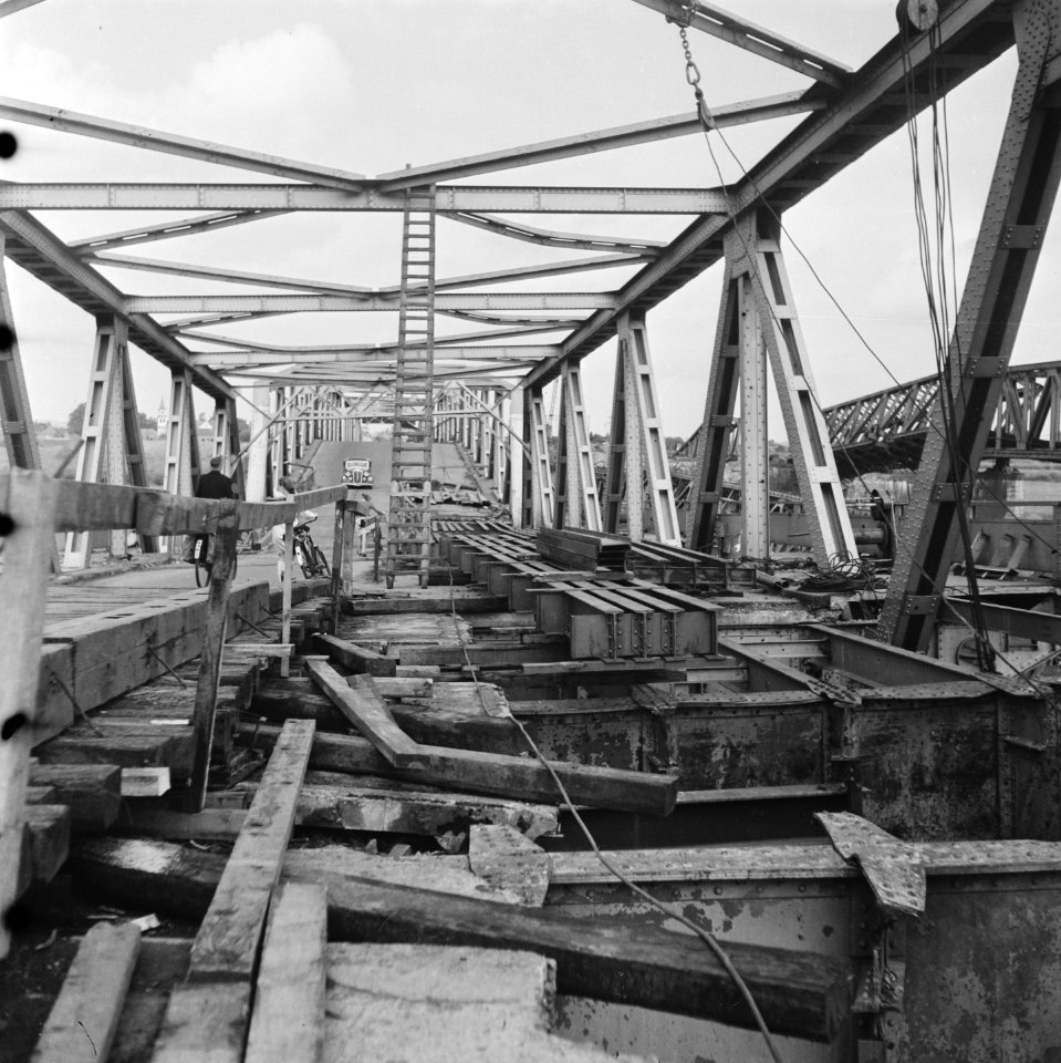 Moerdijk, Bestanddeelnr 900-6711