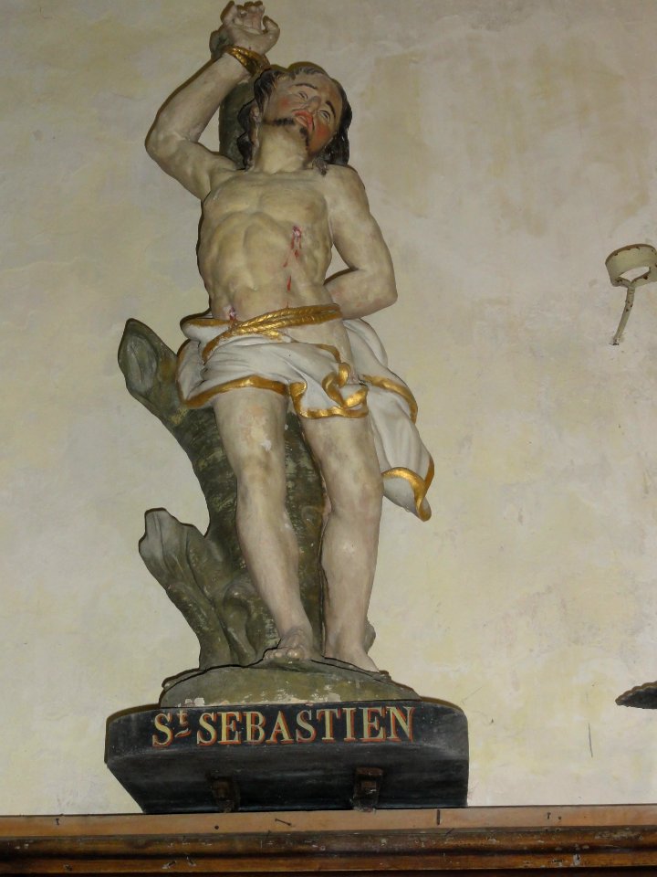Moitron-sur-Sarthe (Sarthe) église, statue saint Sébastien
