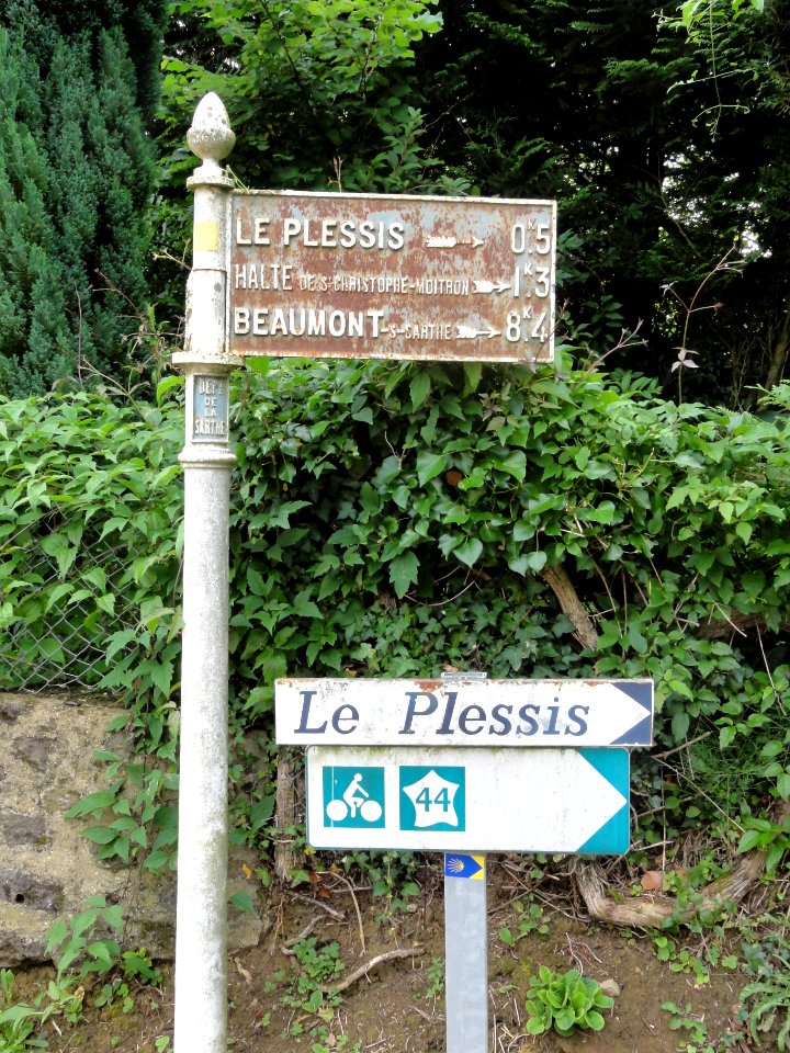 Moitron-sur-Sarthe (Sarthe) plaque de cocher, hameau Le Plessis