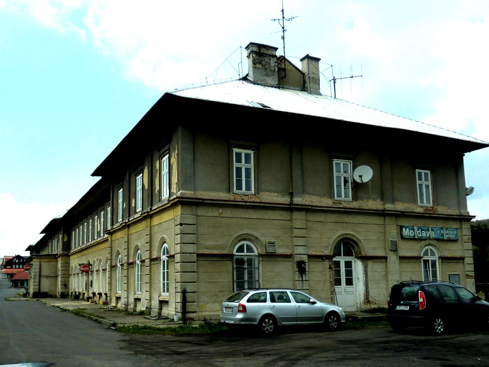 Moldau, Bahnhofsgebäude.05