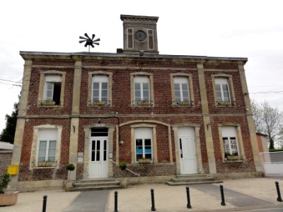 Monceau-lès-Leups (Aisne) mairie - école