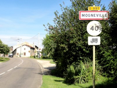 Mognéville (Meuse) city limit sign