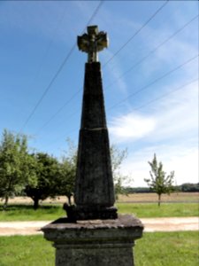 Mognéville (Meuse) croix de chemin B, recto