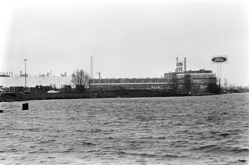 Mogelijke sluiting Ford fabriek in Westelijk havengebied Amsterdam De te sluite, Bestanddeelnr 931-2568