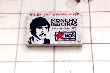 Moncho Reboiras Placa rúa Terra Ferrol photo