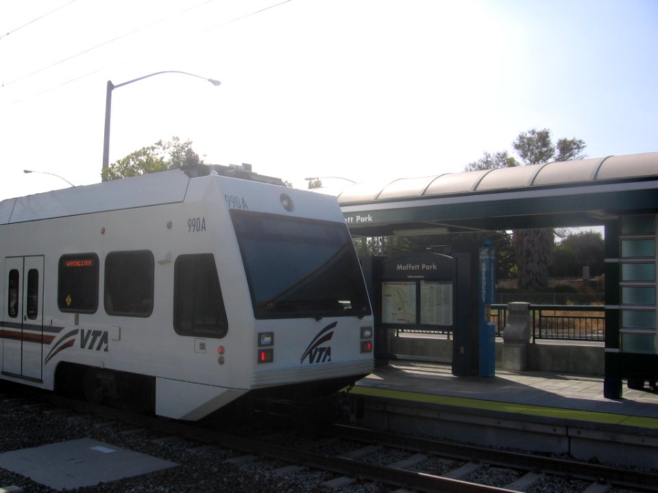 Moffett Park VTA 1088 05