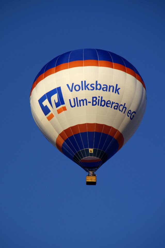 Aviation balloon flying