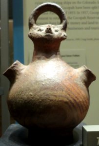 Mohave effigy jar, early 1900s, Heard Museum photo
