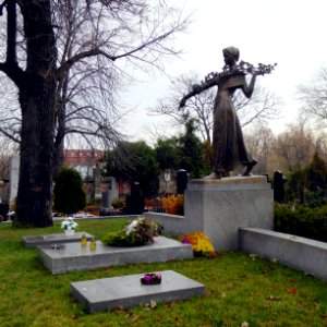 Modra, Tombo de Ľudovit Štúr, 8