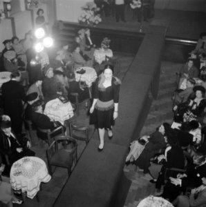 Modeshow in het Minervapaviljoen, Bestanddeelnr 901-7050