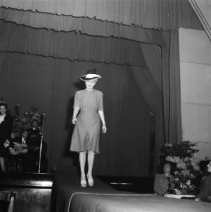Modeshow in het Minervapaviljoen, Bestanddeelnr 901-7062
