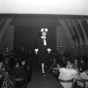 Modeshow in het Minervapaviljoen, Bestanddeelnr 901-7048