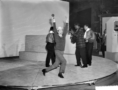 Modeshow in Cinetonestudio te Amsterdam, Bestanddeelnr 910-3969