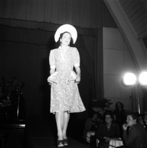 Modeshow in het Minervapaviljoen, Bestanddeelnr 901-7052