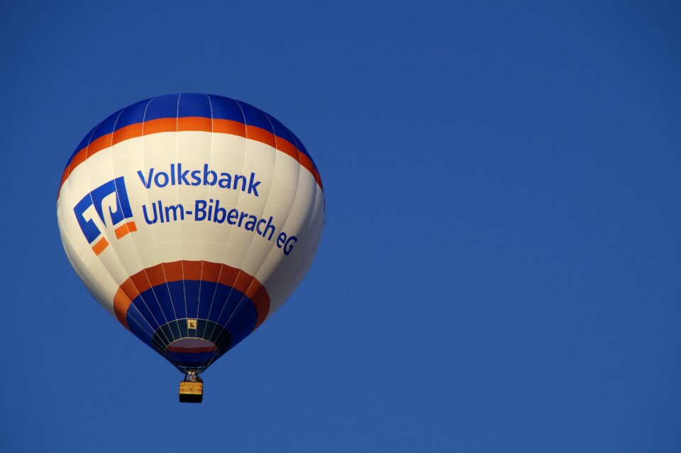 Aviation balloon flying