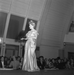 Modeshow in het Minervapaviljoen, Bestanddeelnr 901-7064