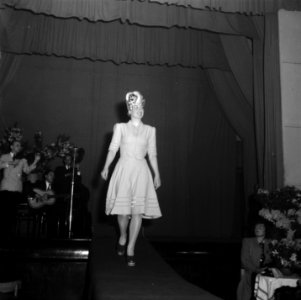 Modeshow in het Minervapaviljoen, Bestanddeelnr 901-7046