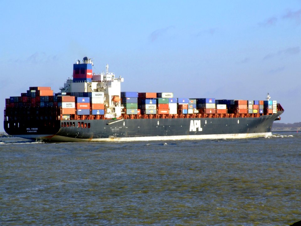 Mol Vision pE approaching Port of Rotterdam, Holland 25-Jan-2007
