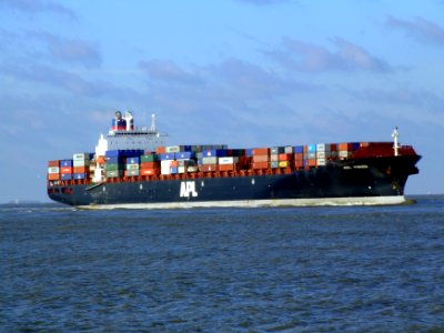 Mol Vision p1c approaching Port of Rotterdam, Holland 25-Jan-2007