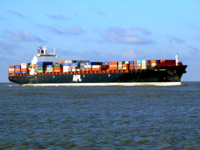 Mol Vision p1d approaching Port of Rotterdam, Holland 25-Jan-2007