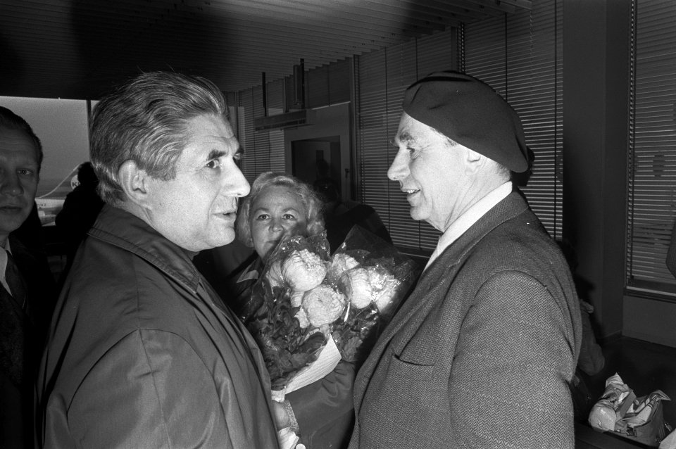 Moisejew, staatsensemble op Schiphol, Igor Moisejew (kop), Bestanddeelnr 925-9873