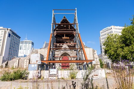 Island church earthquake