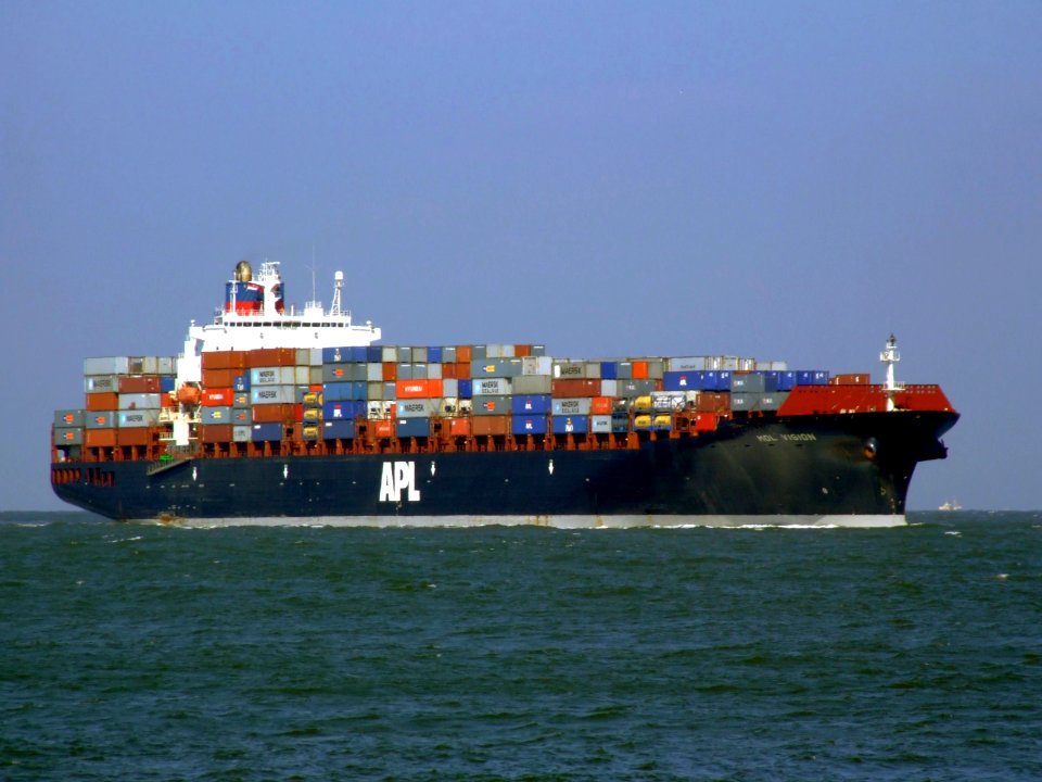Mol Vision p02 approaching Port of Rotterdam, Holland 19-Apr-2007