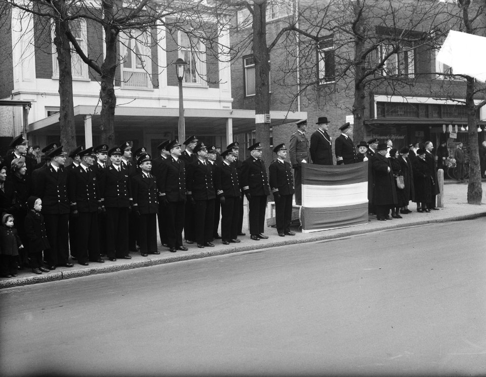 MOK Hilversum 5 jaar defile en receptie, Bestanddeelnr 904-4600