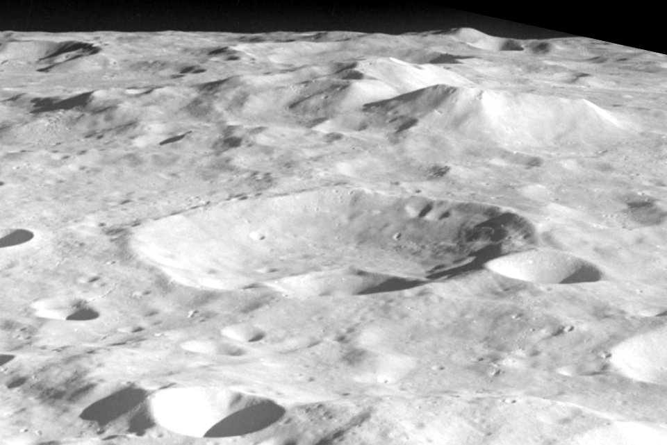 Mohorovičić crater as08-13-2247hr