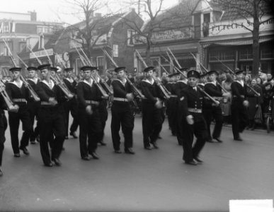 MOK Hilversum 5 jaar defile en receptie, Bestanddeelnr 904-4589