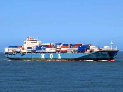 MOL Endurance - IMO 9261736, pic4