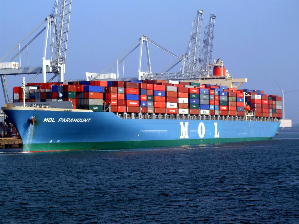 Mol paramount p5 approaching Port of Rotterdam, Holland 16-Jan-2005