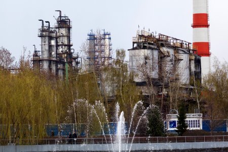 Moscow Oil Refinery, 2012 04