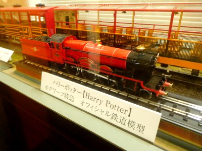 Models of railway carriages of Sagano Scenic Railway and The Hogwarts Express at The Diorama Kyoto Japan 01