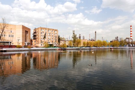 Moscow Oil Refinery, 2012 01