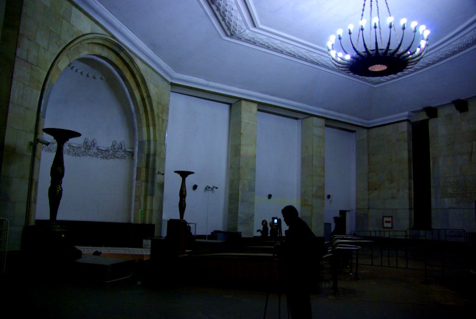 Moscow metro Ploshad Revolutsii 2008-12 east entrance 5