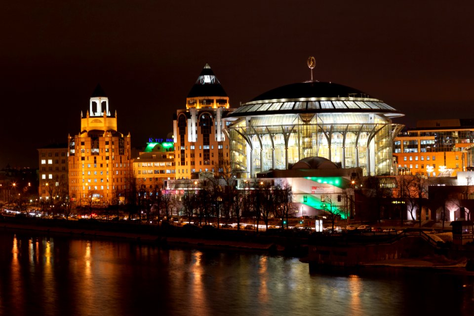 Moscow, night view of Krasnye Kholmy, February 2013 01