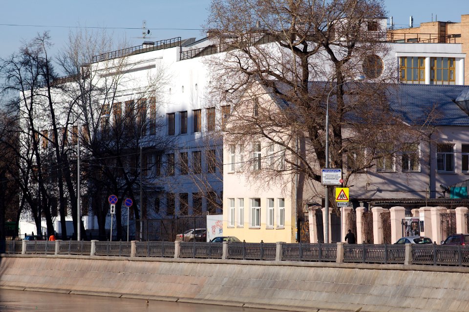 Moscow, Sadovnicheskaya Embankment 37, March 2014